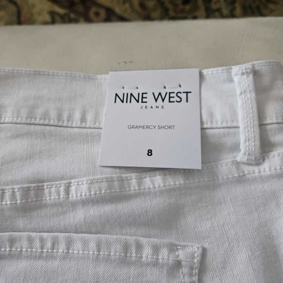 Nine West Women's White Shorts - Picture 8 of 11